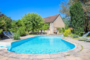 Crazy Villa Chasseuserie 89 - Heated pool - Soccer - 1h30 Paris - 45 p
